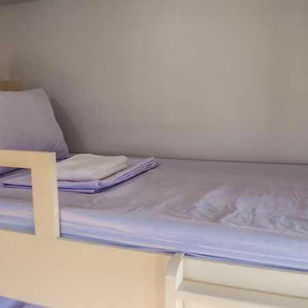 Titan Condo At Studio City Tower 1 Alabang Manila Eksteriør bilde